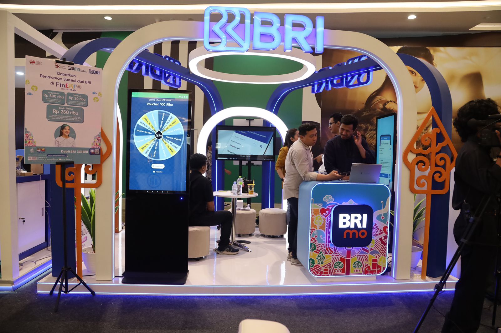 Meriahkan Bulan Inklusi Keuangan, BRI Berpartisipasi Aktif dalam Pameran FIN Expo 2023