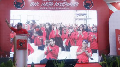 Hasto Minta Kader PDIP Banten Door to Door Kenalkan Program Ganjar-Mahfud Ke Masyarakat