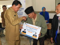 Pemkab Tangerang Salurkan Bantuan Sosial Tunai kepada 1.000 Lansia