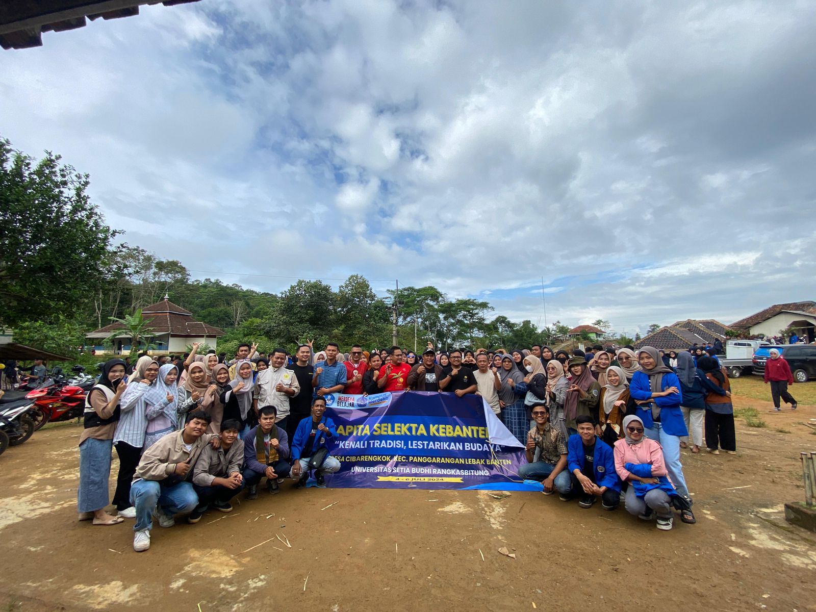 Mahasiswa Setia Budhi Rangkasbitung Gali Tradisi dan Budaya Lokal Banten