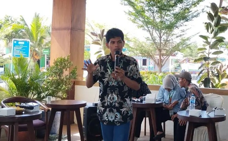 Dapatkan informasi terkini mengenai tambang ilegal di Kabupaten Tangerang, langkah-langkah penutupan yang diambil, dan pendapat para aktivis tentang perlunya tindakan tegas dan legalisasi untuk manfaat jangka panjang