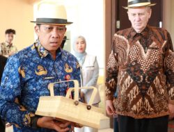 Pj Bupati Buka Festival Bambu Tangerang Expo 2024