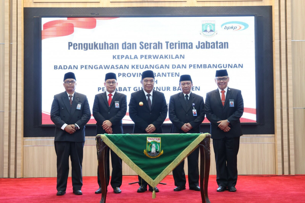 Pj Gubernur Banten Al Muktabar Resmi Kukuhkan Kepala Perwakilan BPKP yang Baru