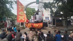 Gelar Demo, SKAK Tuntut Kadis BKPSDM Kota Tangerang Dicopot