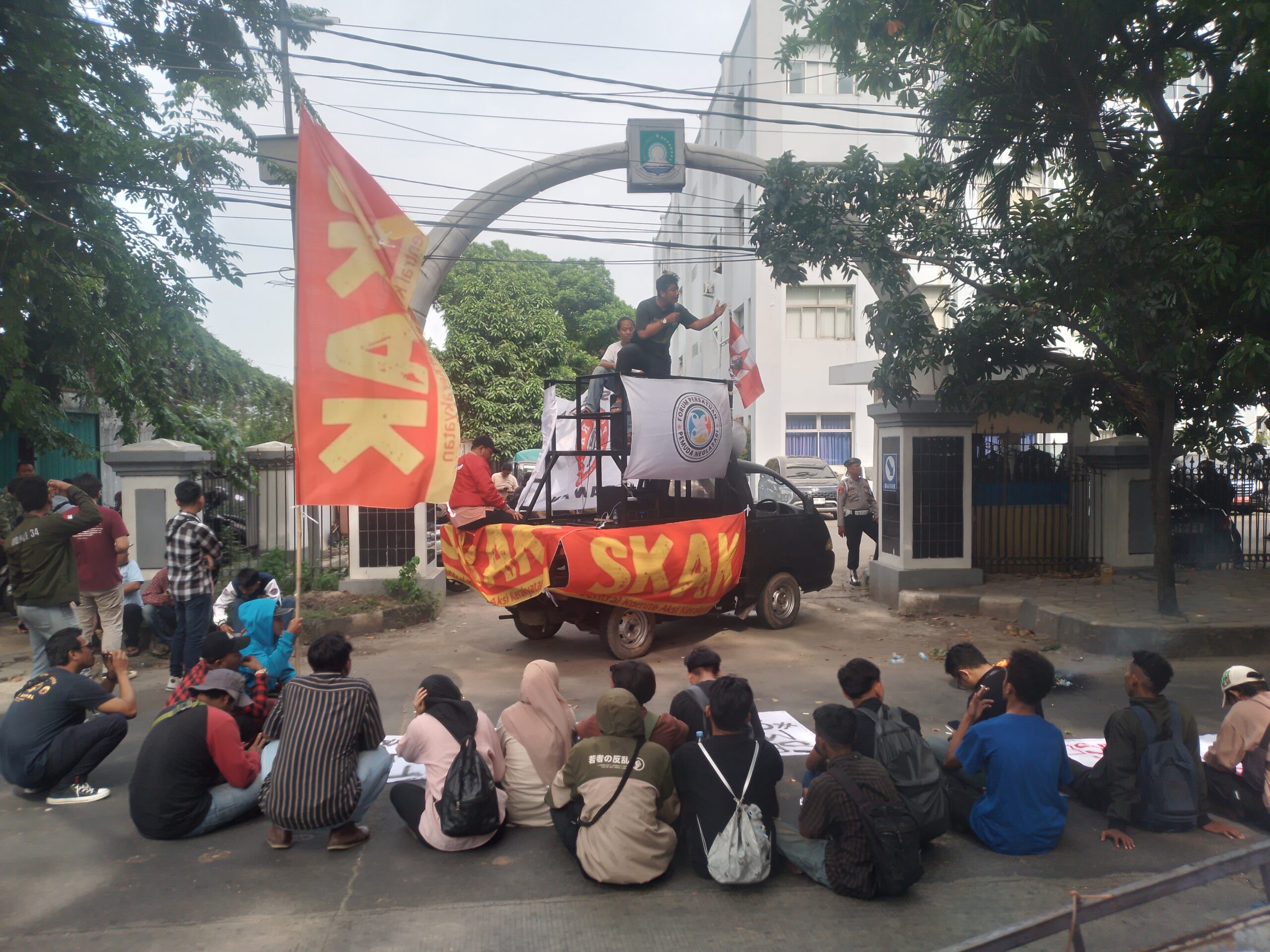 Gelar Demo, SKAK Tuntut Kadis BKPSDM Kota Tangerang Dicopot