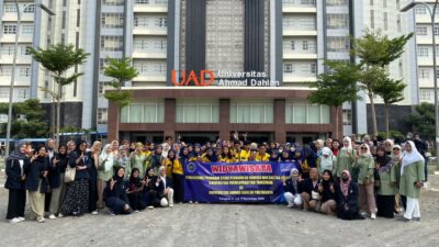 Ikuti perjalanan inspiratif sekelompok mahasiswa Program Studi Pendidikan Bahasa dan Sastra Indonesia (PBSI) Universitas Muhammadiyah Tangerang ke Yogyakarta