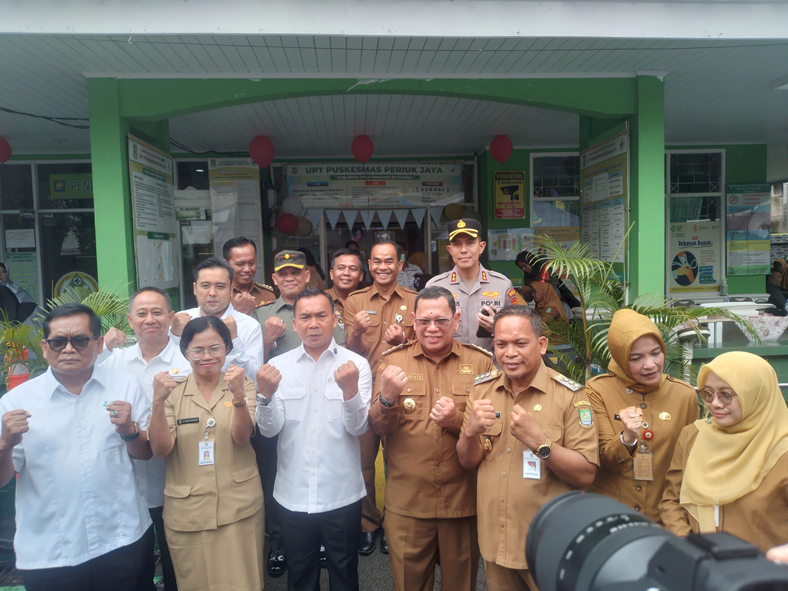 Menteri Kependudukan dan Pembangunan Keluarga Tinjau CKG di Puskesmas Priuk Kota Tangerang