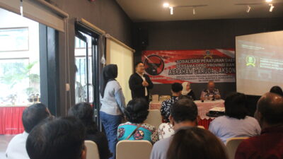 Anggota DPRD Provinsi Banten, Abraham Garuda Laksono, dari Fraksi PDI Perjuangan, menggelar sosialisasi Rancangan Peraturan Daerah (Raperda) tentang Penyelenggaraan Jaminan Sosial Ketenagakerjaan di Telaga Seafood, Serpong. Kamis (06/02/2025).