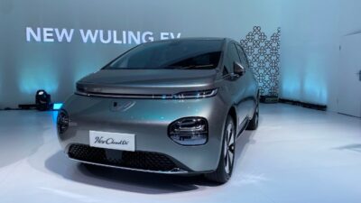 Temukan tips penting sebelum membeli mobil EV di Indonesia. Hemat biaya, ramah lingkungan, dan performa responsif menanti Anda!