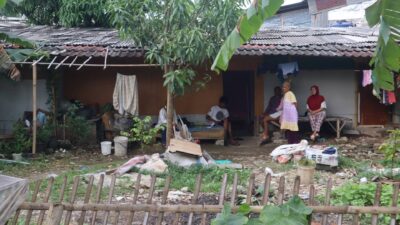 Belasan Rumah Warga di Cimone Terancam Digusur Untuk Perluasan Masjid