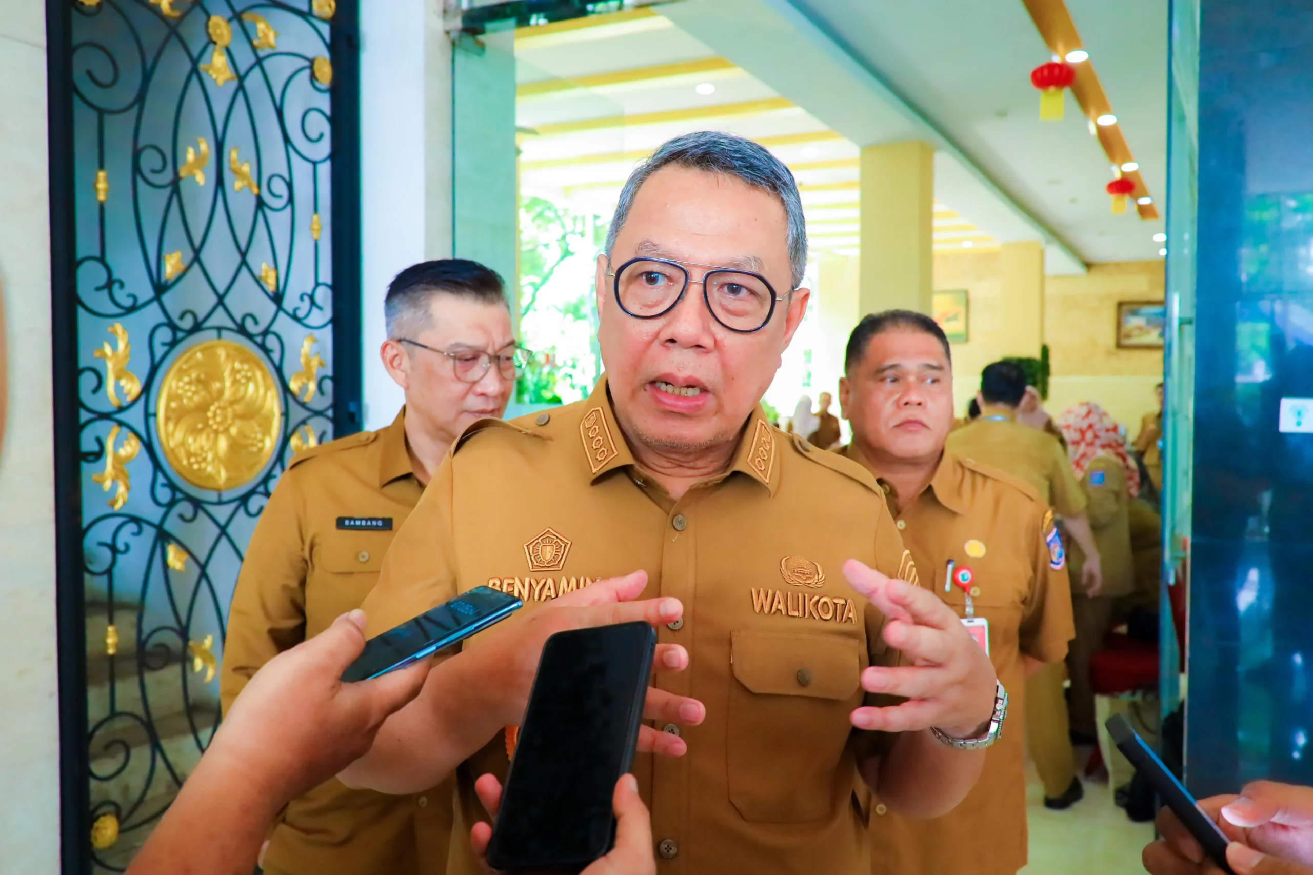 Pemerintah Kota (Pemkot) Tangerang Selatan (Tangsel) memastikan pembangunan fasilitas Pengolahan Sampah menjadi Energi Listrik (PSEL) akan segera dimulai di Tempat Pembuangan Akhir (TPA) Cipeucang.