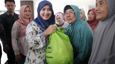 Pemkot Cirebon luncurkan program "Kota Cirebon Eman Ning Mimi" untuk perawatan ibu lansia, fokus pada kesehatan dan kesejahteraan sosial.