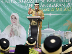Pemkab Tangerang dan DMI Salurkan 30 Ekor Sapi Kurban ke 30 Masjid di 29 Kecamatan
