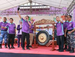 Bupati Maesyal Rasyid Hadiri Karnaval Budaya dalam Merayakan HUT ke-155 Kecamatan Mauk