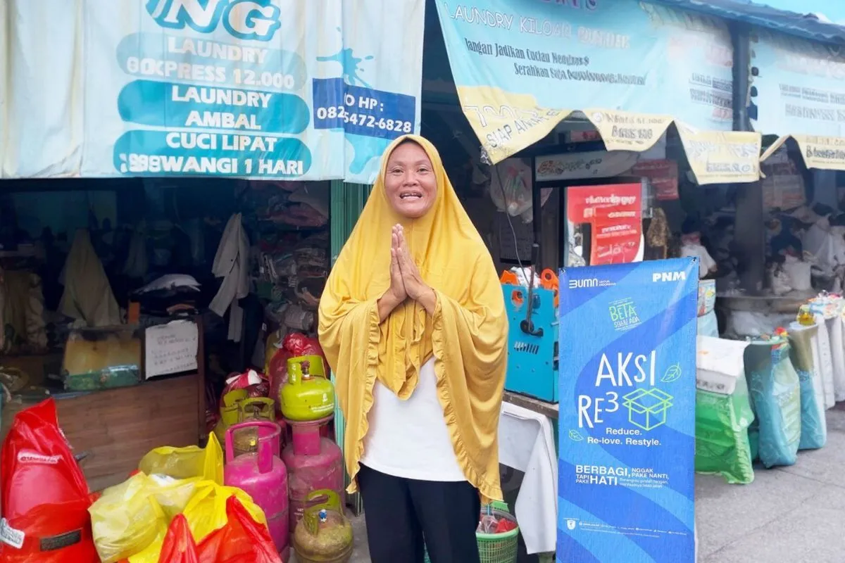 Program “RE3: Reduce, Re-love, Restyle” yang digerakkan oleh PT Permodalan Nasional Madani (PNM) sukses mengumpulkan 10,5 ton pakaian hasil decluttering.