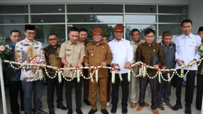 Pada 26 Mei 2025, Gubernur Banten Andra Soni meresmikan RSUD Uwes Qorny Cilograng di Kabupaten Lebak, Banten.