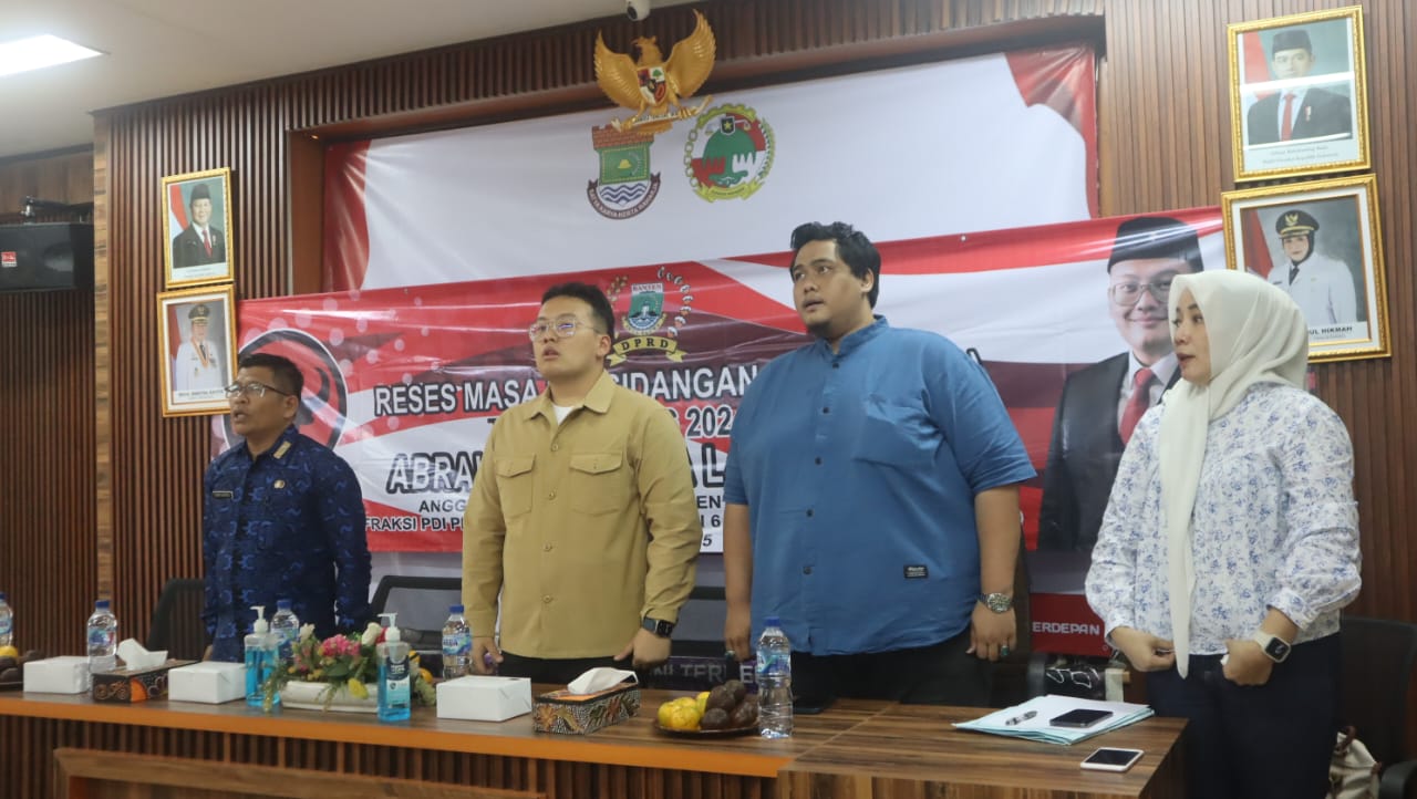 Kebutuhan akan pendidikan menengah atas menjadi sorotan utama warga Kelurahan Binong, Kecamatan Curug, dalam kegiatan Reses Masa Sidang III Tahun 2024–2029 yang digelar oleh Anggota DPRD Provinsi Banten, Abraham Garuda Laksono dari Fraksi PDI Perjuangan. Kamis (15/5/2025).