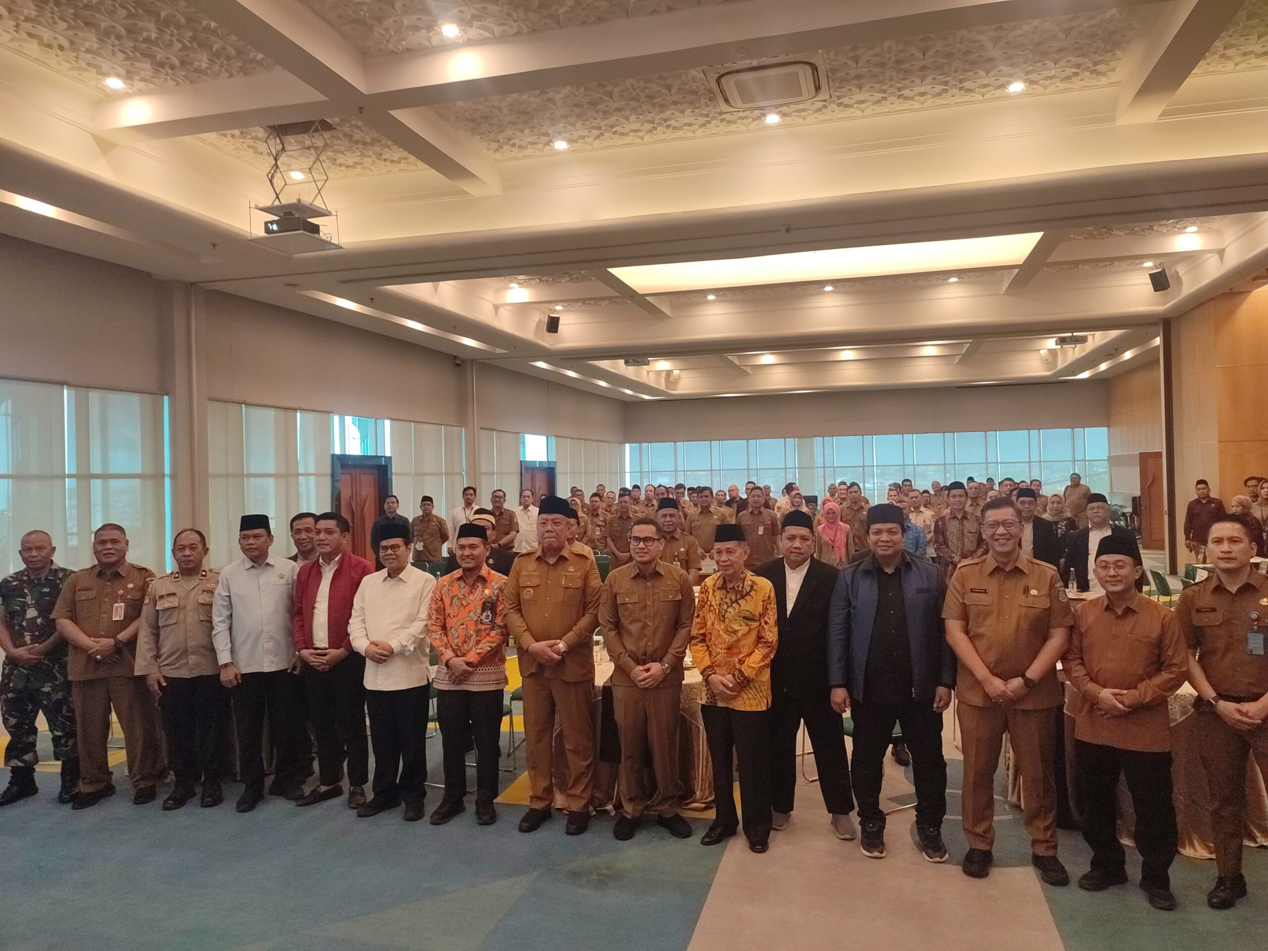 Wali Kota Tangerang Selatan, Benyamin Davnie, mendukung program Baznas untuk meningkatkan kesejahteraan masyarakat.