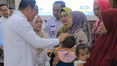Pemerintah Kota Tangerang meluncurkan program GENTING untuk mencegah stunting dengan melibatkan masyarakat.