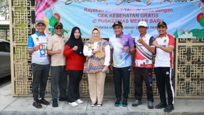 Wakil Bupati Tangerang, Intan Nurul Hikmah, mengajak masyarakat Mekar Baru untuk bersinergi dalam pembangunan saat HUT ke-18.