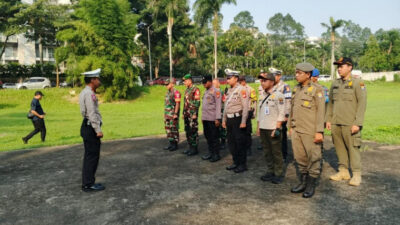 Satpol PP Kabupaten Tangerang mengerahkan puluhan personel untuk mengamankan perayaan Hari Kenaikan Yesus Kristus pada 29 Mei 2025.