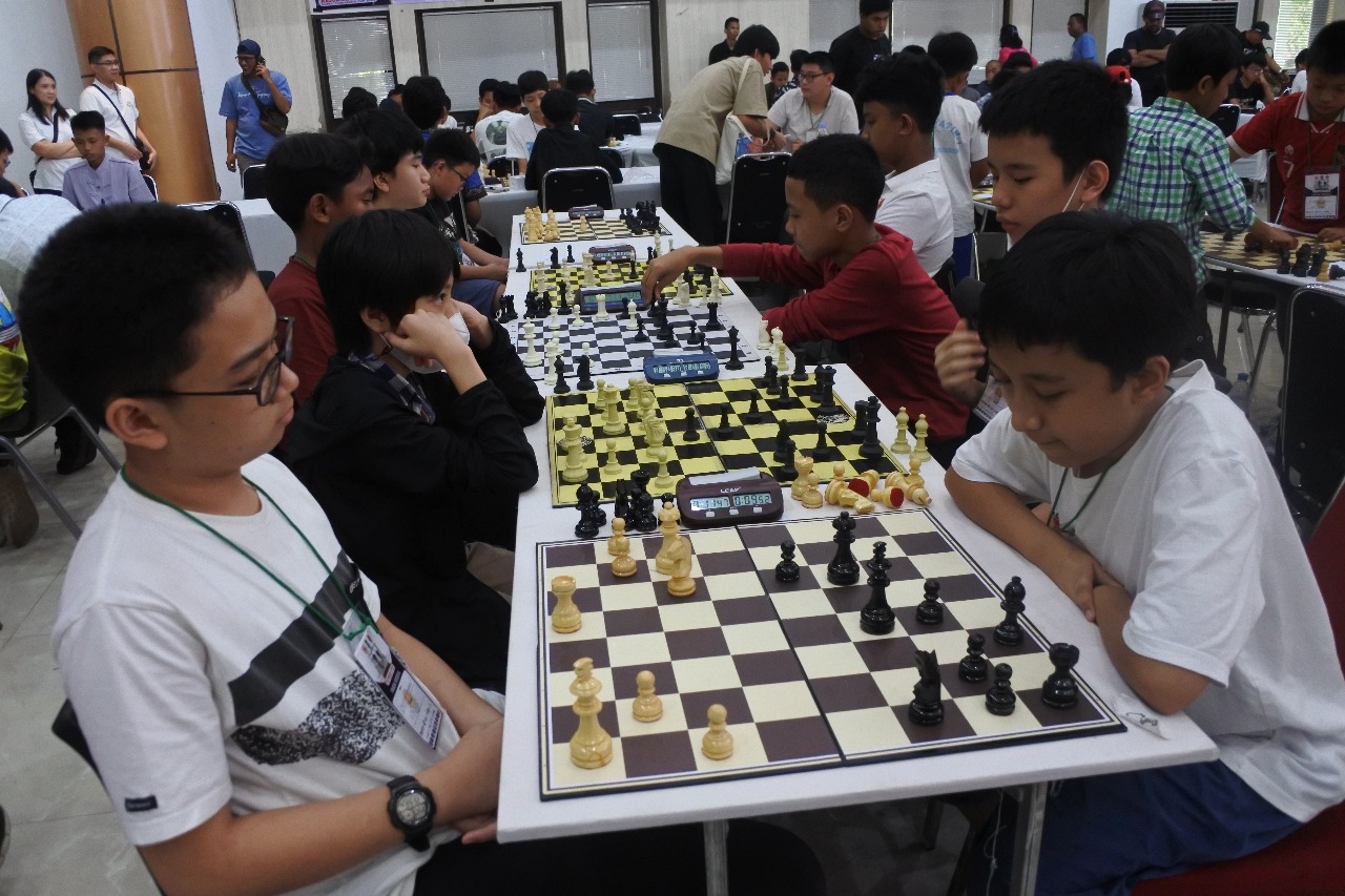 Kejuaraan Catur Bupati Tangerang Cup 2025 diikuti 401 pecatur, diselenggarakan oleh Percasi di Gedung Serba Guna Tigaraksa.