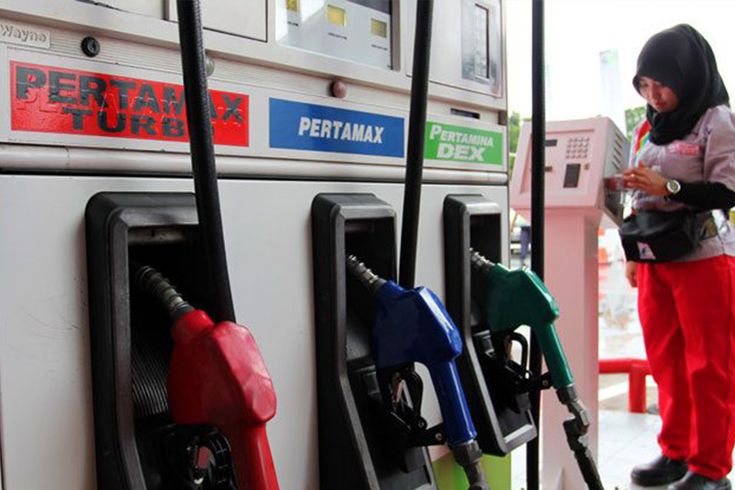 Pertamina Patra Niaga menurunkan harga BBM Non-Subsidi mulai 1 Mei 2025. Dapatkan harga terjangkau dan promo menarik melalui aplikasi MyPertamina!