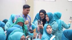 TP PKK Kota Tangerang mengadakan pelatihan pembuatan konten vlog dan video kegiatan PKK untuk meningkatkan keterampilan kader.