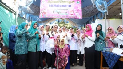 Tinawati Andra Soni meninjau enam Standar Pelayanan Minimal di Posyandu Kota Serang untuk persiapan Lomba Posyandu Nasional.