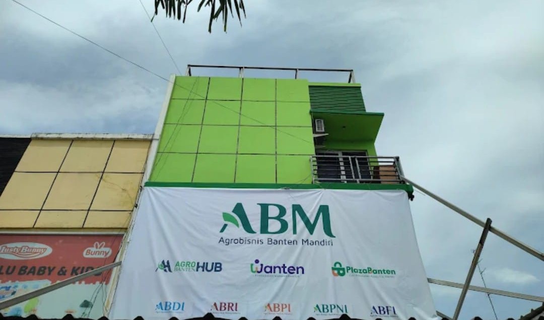 PT ABM raih transaksi Rp6,55 miliar di awal Juni 2025 dan menanggapi tuduhan korupsi terkait perdagangan minyak curah