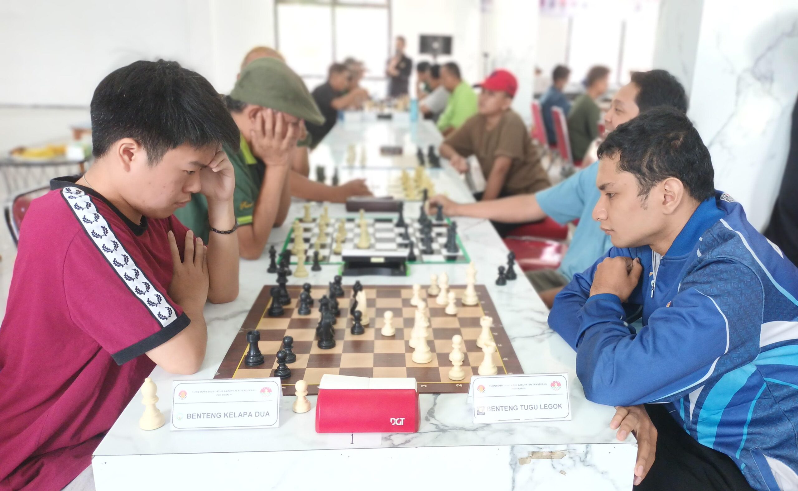 Putaran ketiga Liga Catur Percasi Kabupaten Tangerang sukses digelar di Kecamatan Mauk, melibatkan 16 klub dalam persaingan sengit.