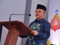 Mendikdasmen Minta Pemerintah Daerah Kaji Kembali Aturan Masuk Sekolah Pukul 06.00