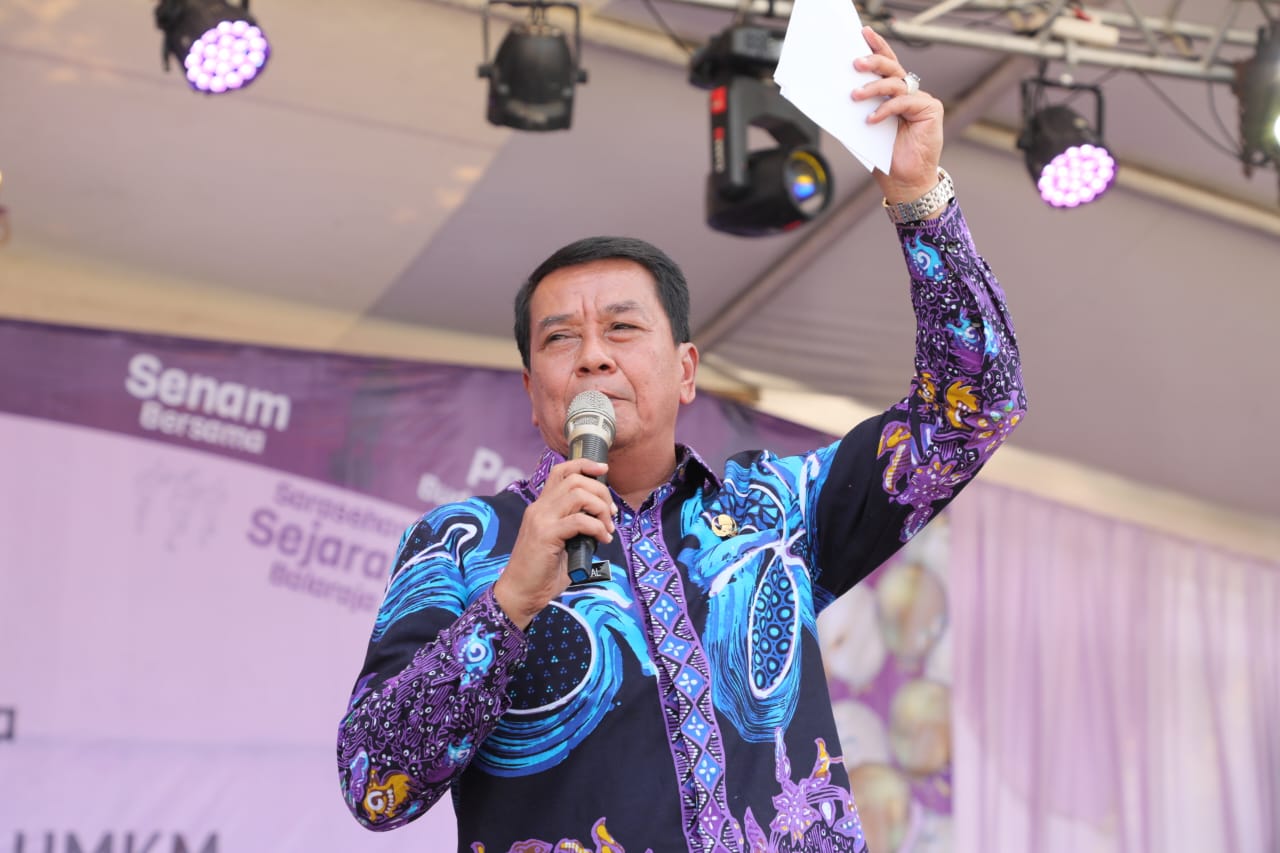 Ikuti momen meriah perayaan HUT ke-144 Kecamatan Balaraja yang dihadiri oleh Bupati Tangerang, Moch. Maesyal Rasyid.