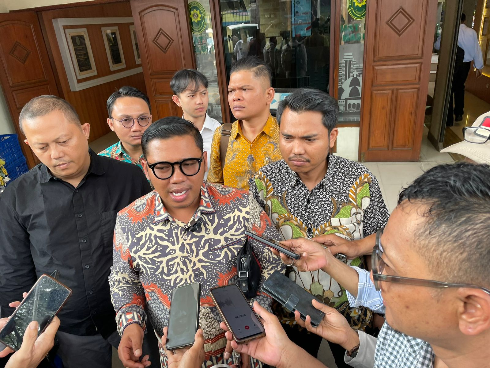 Sidang Praperadilan Tanah Li Sam Ronyu di Tunda, Tim Hukum Kecewa Berat