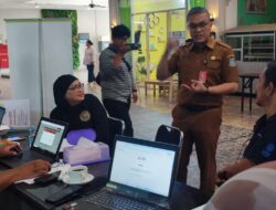Program Jemput Bola DPMPTSP Tangsel: Permudah Pelaku Usaha Urus Izin Secara Gratis