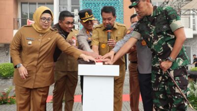 Program angkutan sekolah gratis di Kabupaten Tangerang diluncurkan untuk meningkatkan akses pendidikan dan keselamatan siswa.