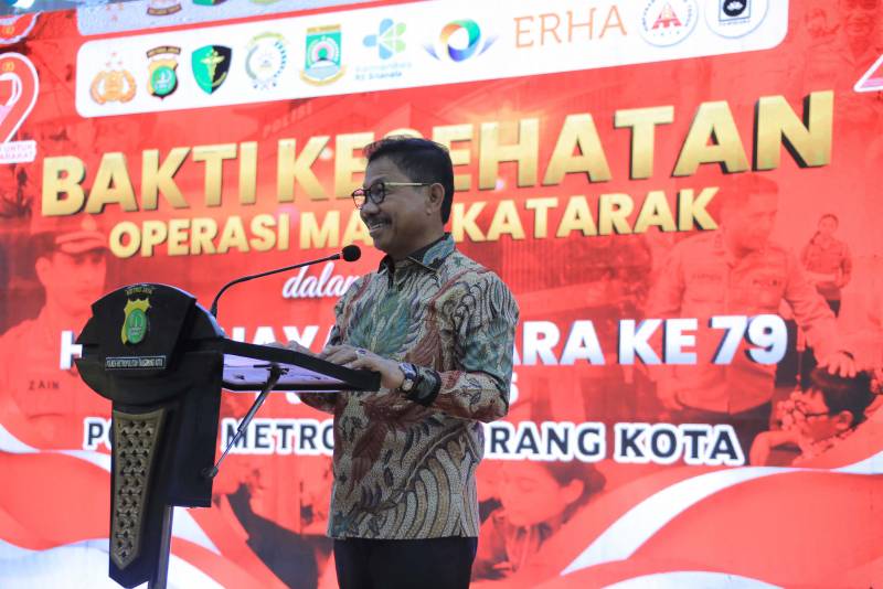 Wali Kota Tangerang hadiri operasi katarak gratis di RSUP Sitanala, aksi sosial penuh makna sambut Hari Bhayangkara ke-78.