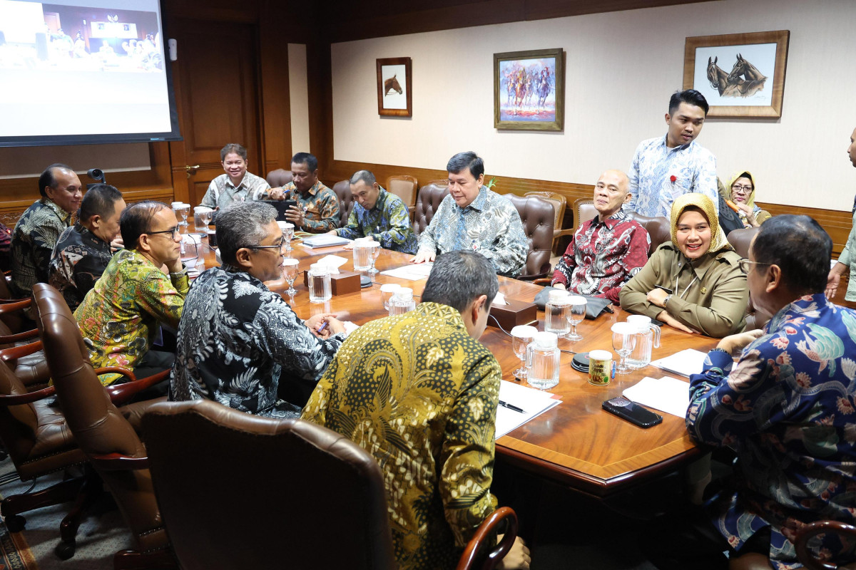 Pemprov Banten perkuat Bank Banten melalui penyertaan modal, kerja sama dengan Bank Jatim, dan dukungan RKUD dari kabupaten/kota.