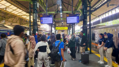 KAI Daop 1 Jakarta mencatat lebih dari 37 ribu penumpang tiba di Jakarta pada 8 Juni 2025 usai libur Idul Adha.