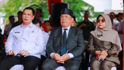 Wali Kota Tangerang Selatan, Benyamin Davnie, menghadiri upacara pembukaan Latsitarda Nusantara XLV/2025 di Alun-alun Kota Serang.