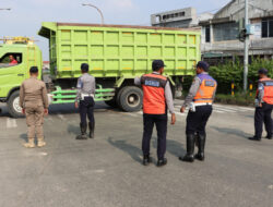 Atasi Kemacetan, Pemkab Tangerang Gelar Operasi Penertiban Parkir Liar di Sekitar Tol