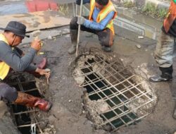 Camat Rajeg dan DBMSDA Tanggap Laporan Warga Terkait Lubang di Jembatan Kukun
