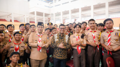 Gebyar Pramuka Untirta 2025 resmi dibuka Gubernur Banten, Andra Soni. Ia tegaskan Pramuka penting untuk karakter generasi muda.