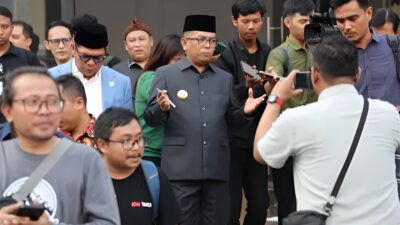 Gubernur Banten, Andra Soni, berkomitmen untuk memperkuat PT Bank Pembangunan Daerah Banten melalui usulan Raperda Penyertaan Modal.