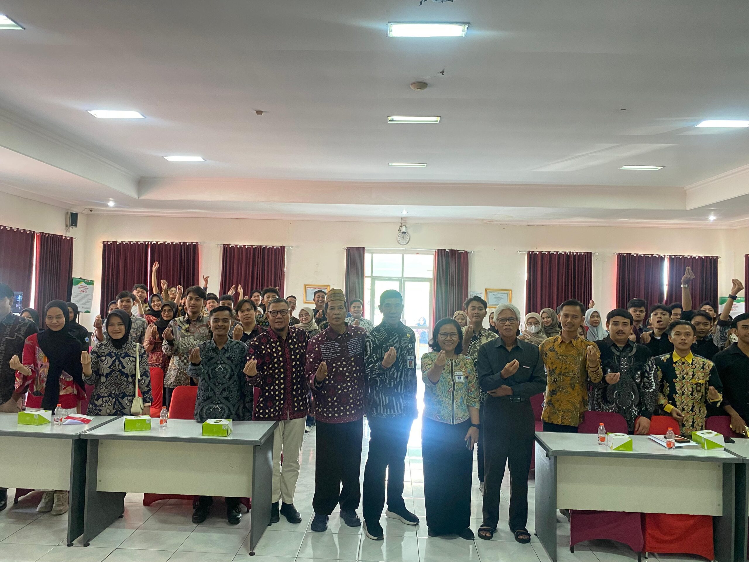 Rakornas KPMDB 2025 di Semarang satukan mahasiswa Brebes se-Indonesia, bahas visi bersama, gerakan intelektual, dan kepemimpinan daerah.
