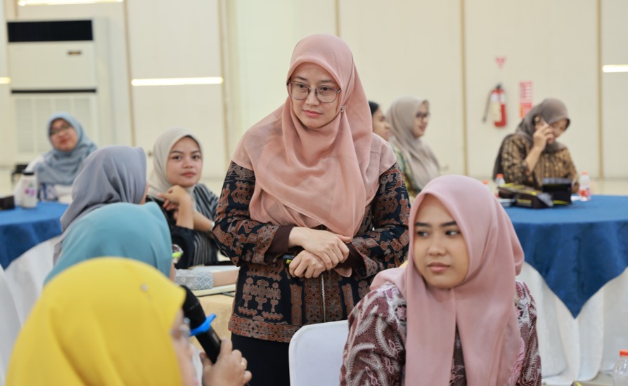 Kajian Psikolog: Gaya Hidup SANTUY, Rahasia Ibu Bekerja Jaga Kesehatan Mental di Era Digital