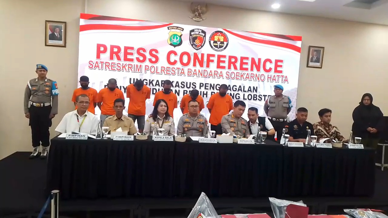 Petugas Apsec di Bandara Soetta Selundupkan Benih Lobster ke Vietnam