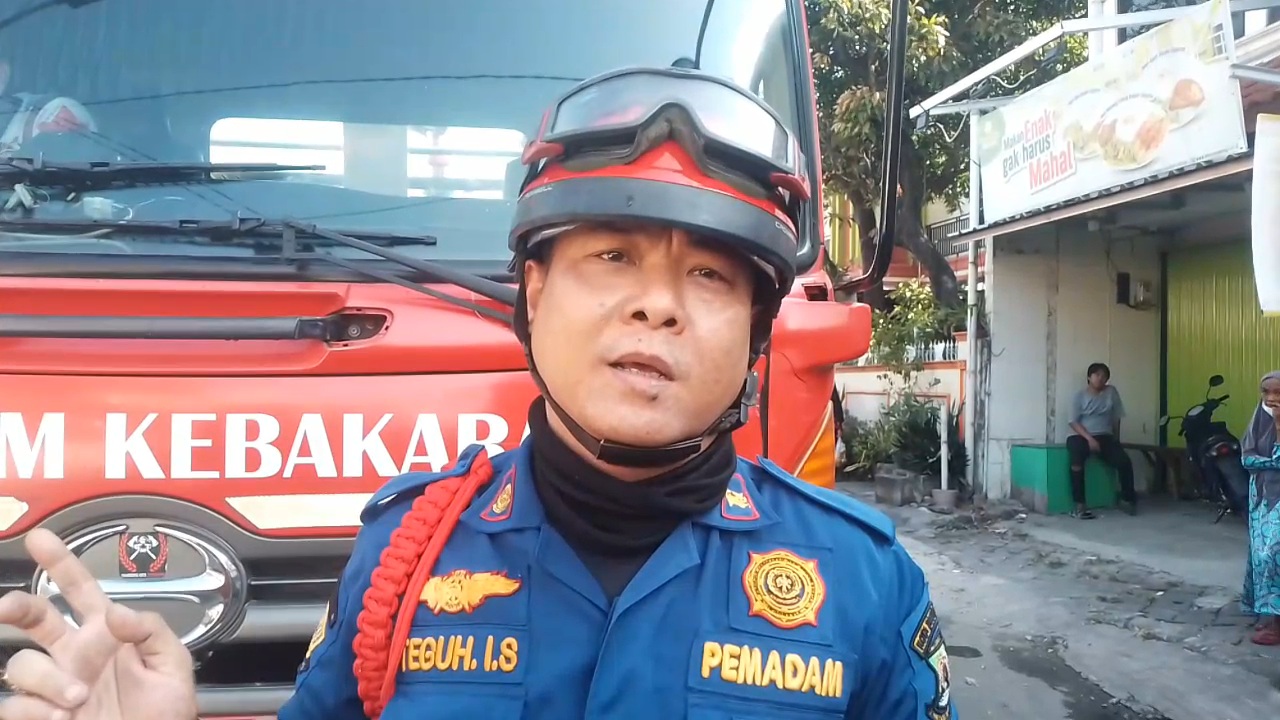 Damkar Kota Tangerang Gerak Cepat Padamkan Kebakaran di Permukiman Warga