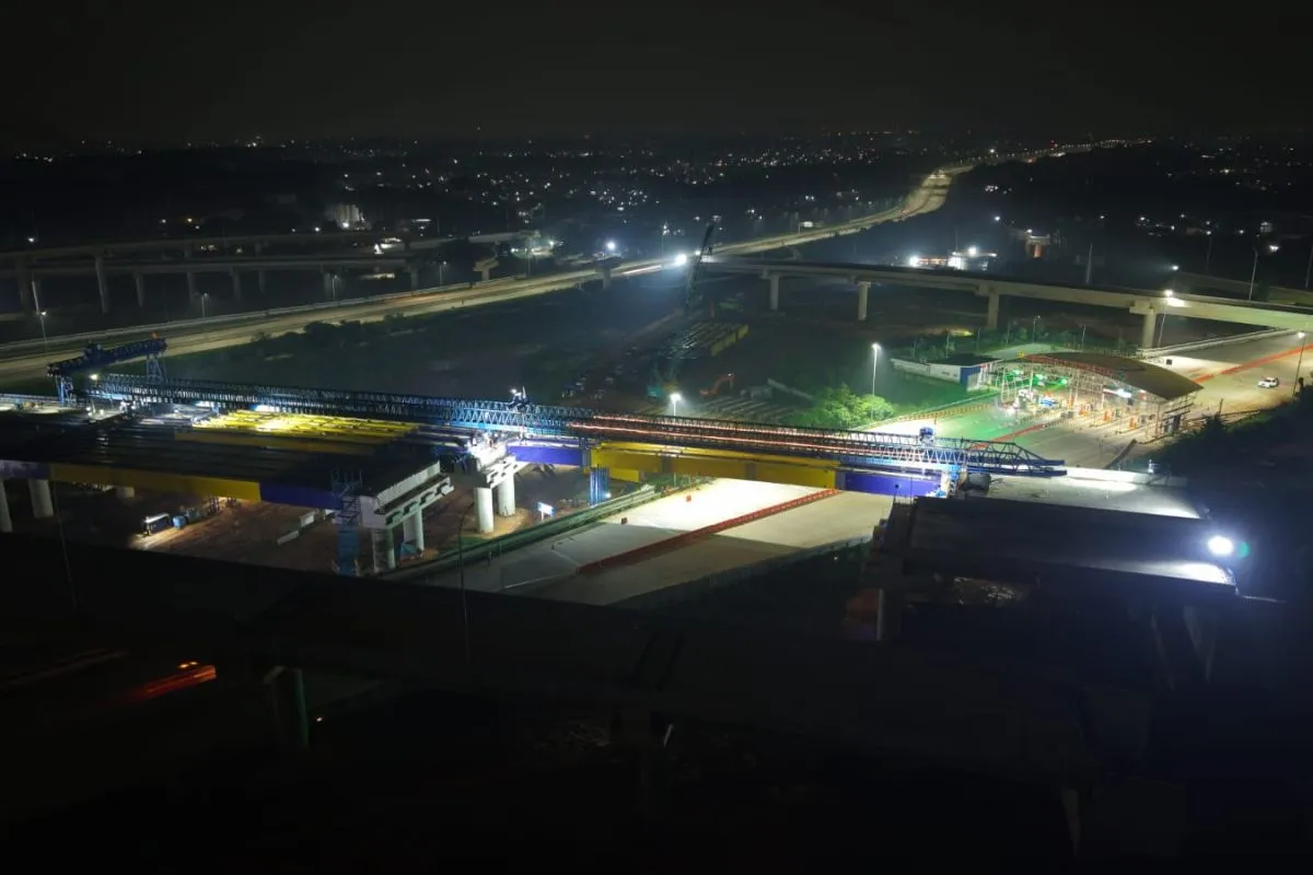 PT Wijaya Karya Industri & Konstruksi (WIKAIKON), anak usaha dari PT Wijaya Karya (Persero) Tbk, berhasil melaksanakan pekerjaan erection girder (pemasangan balok jembatan) untuk pembangunan Jalan Tol Jakarta–Cikampek Selatan II Paket 2 (STA. 9+300 – STA. 34+150).