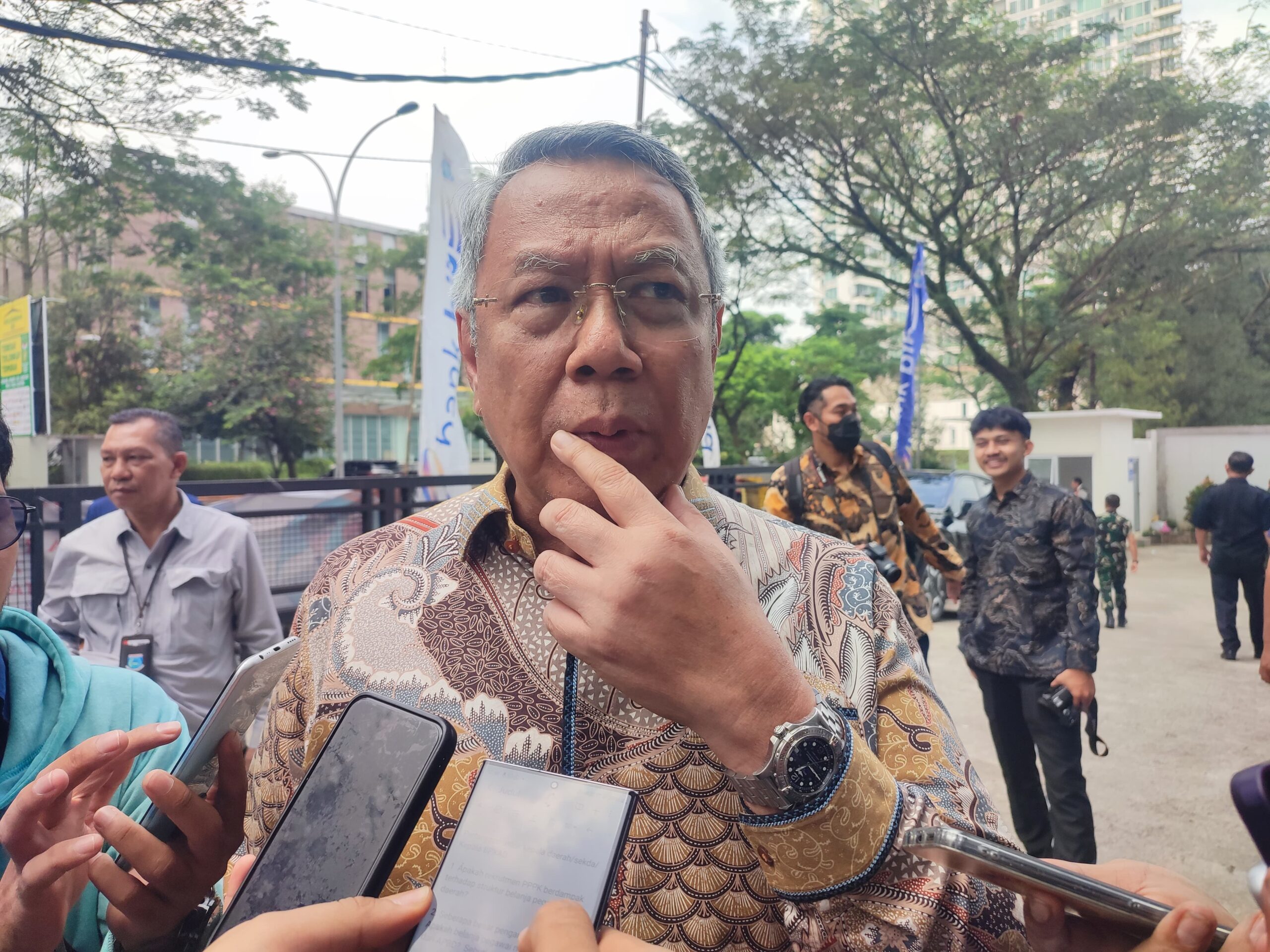 Wali Kota Tangsel Benyamin Davnie sampaikan kerja sama penanganan sampah dengan Pandeglang senilai Rp40 miliar usai disetujui DPRD.